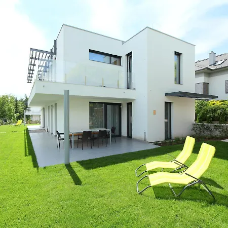 Holiday Balaton 27.2 Ferienhaus *